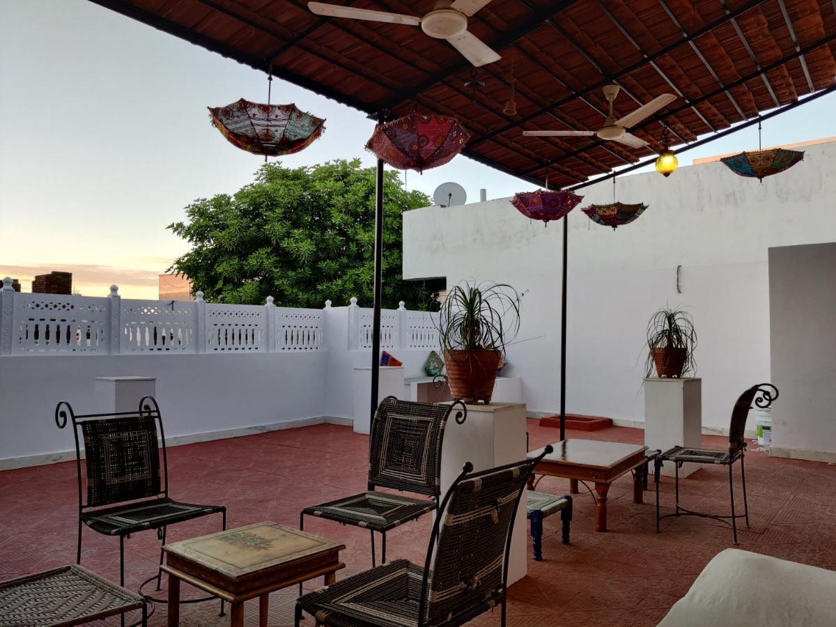 The Karauli Villa By Le Pension Stays Jaipur Exterior foto